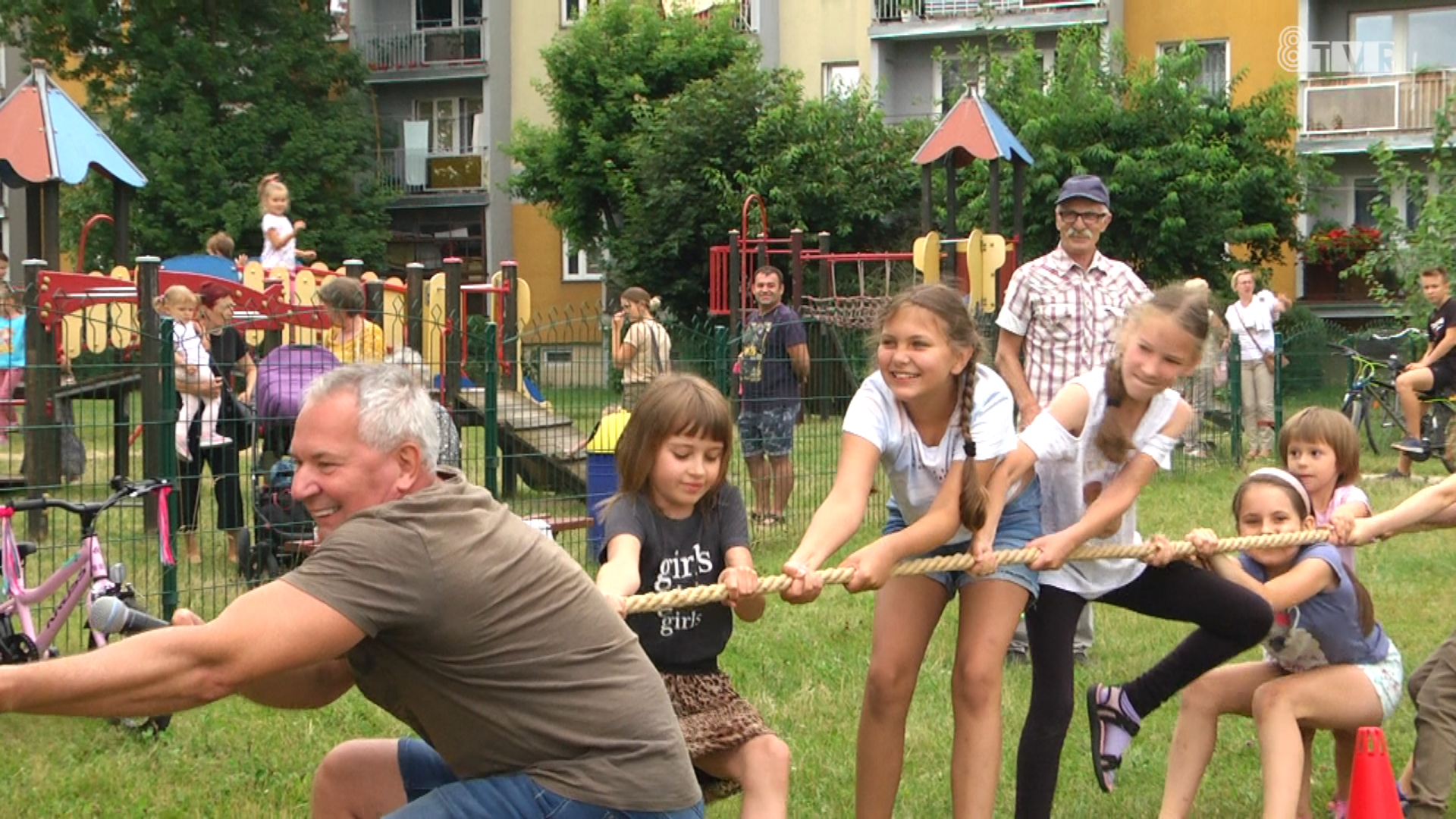 Piknik „Wakacje na luzie” na Osiedlu Klonowe