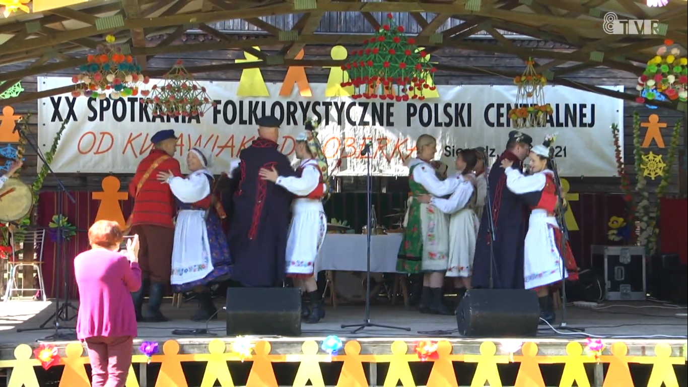 Spotkanie folklorystyczne „Od kujawiaka do oberka”