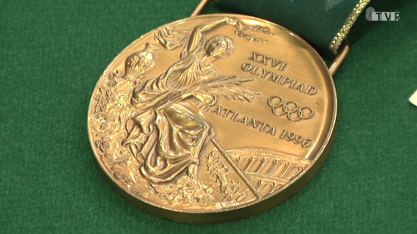 „Dotknij Olimpijskiego Medalu” z sieradzkim MOSiR-em