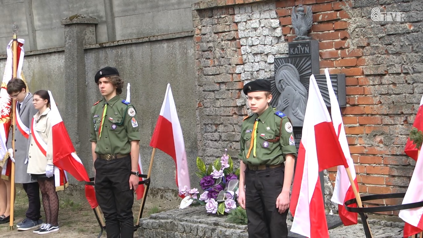 Obchody 82. rocznicy zbrodni katyńskiej