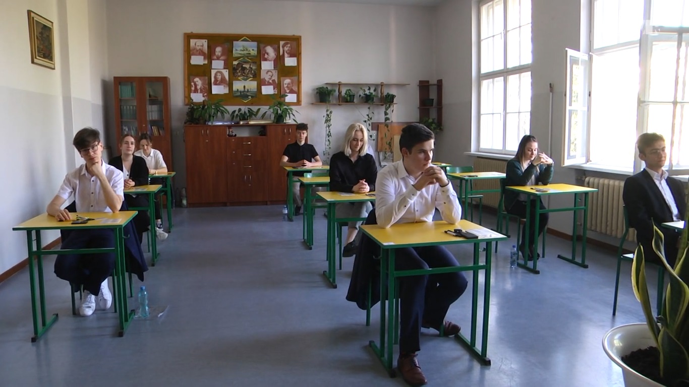 Maturzyści zmierzyli się z „królową nauk”