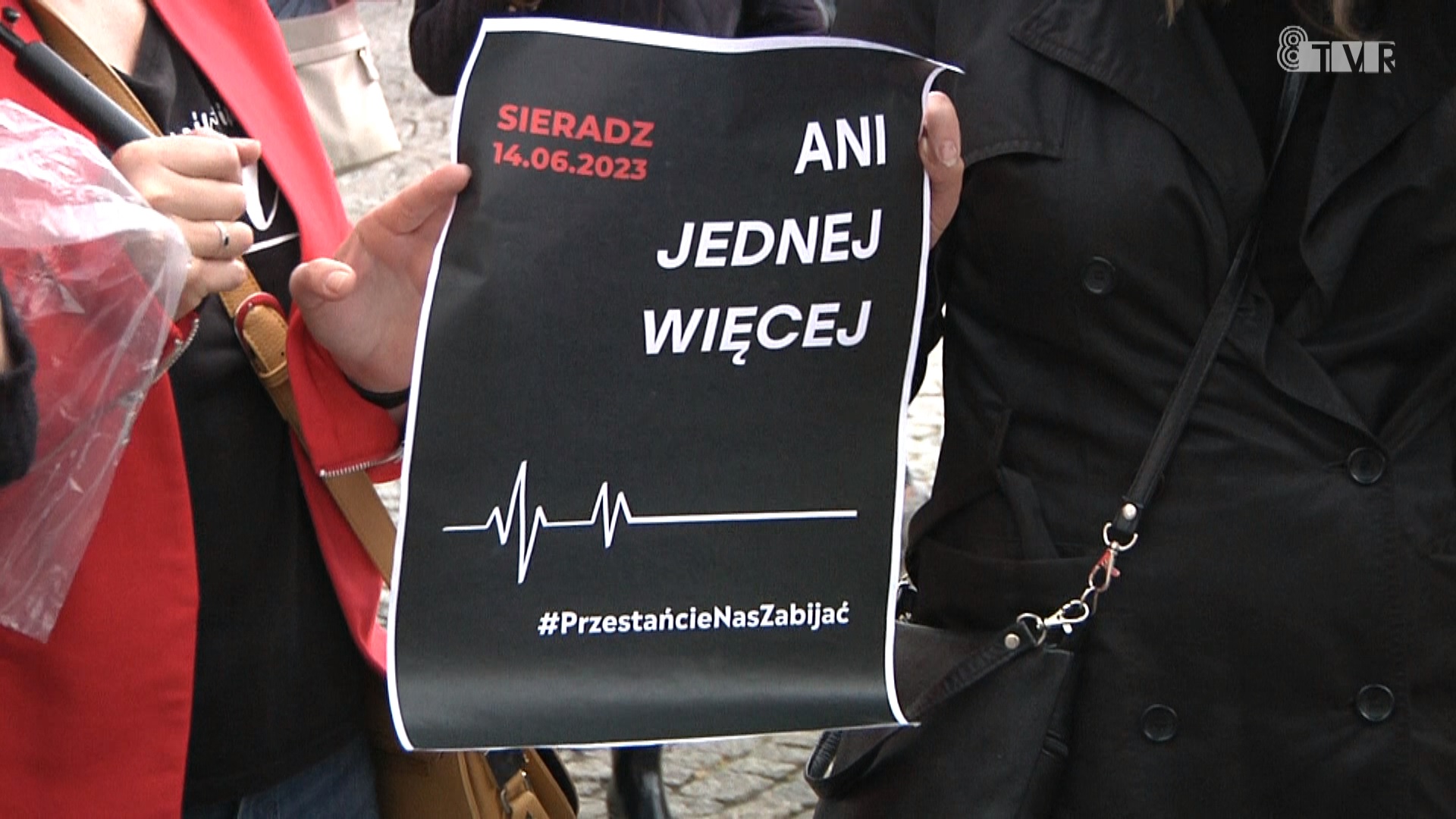 „Ani jednej więcej” – protest na sieradzkim Rynku